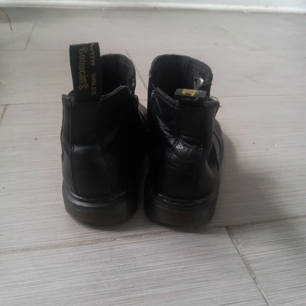 Doc Dr Martens Air Wair Kids Size 3 Bouncing Soles Zip Ankle Tie Up Boots AW004